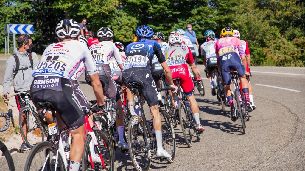 Tour de France : le virage écologique est-il possible ? 